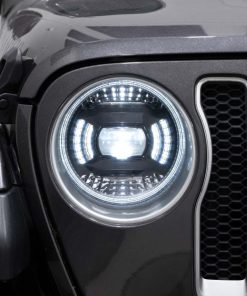 2018 jeep jl elite max hl studio close lowbeam